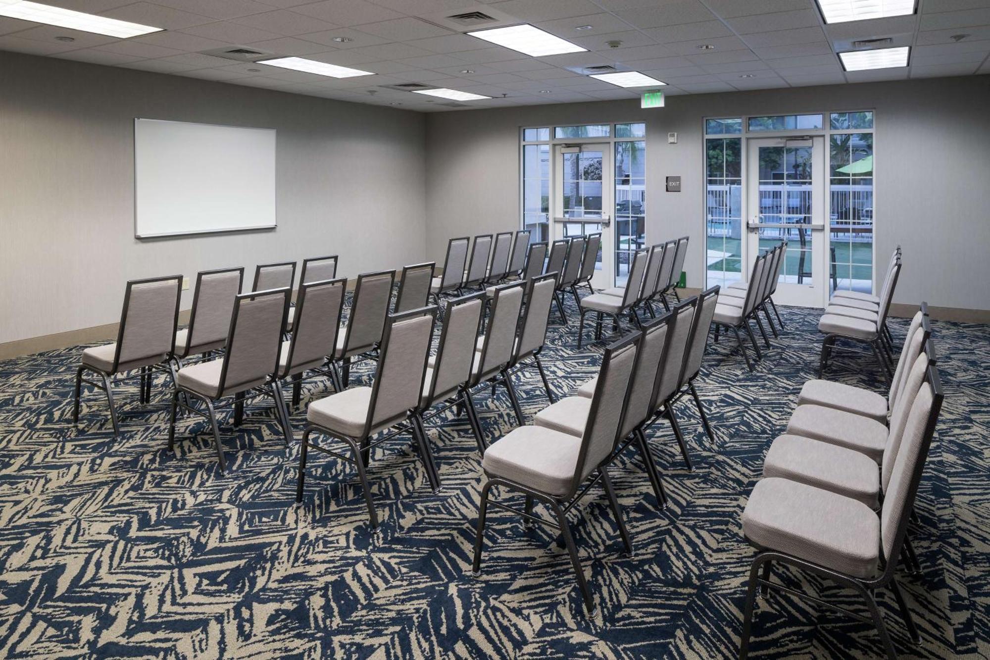 Homewood Suites By Hilton Fresno Airport/Clovis Zewnętrze zdjęcie